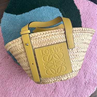 Loewe basket bag, handbag, limited color, shoulde… - image 1