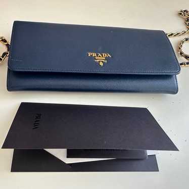 Prada wallet on chain - image 1