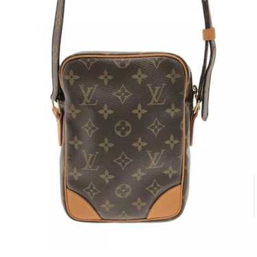 Auth Louis Vuitton Danube Crossbody