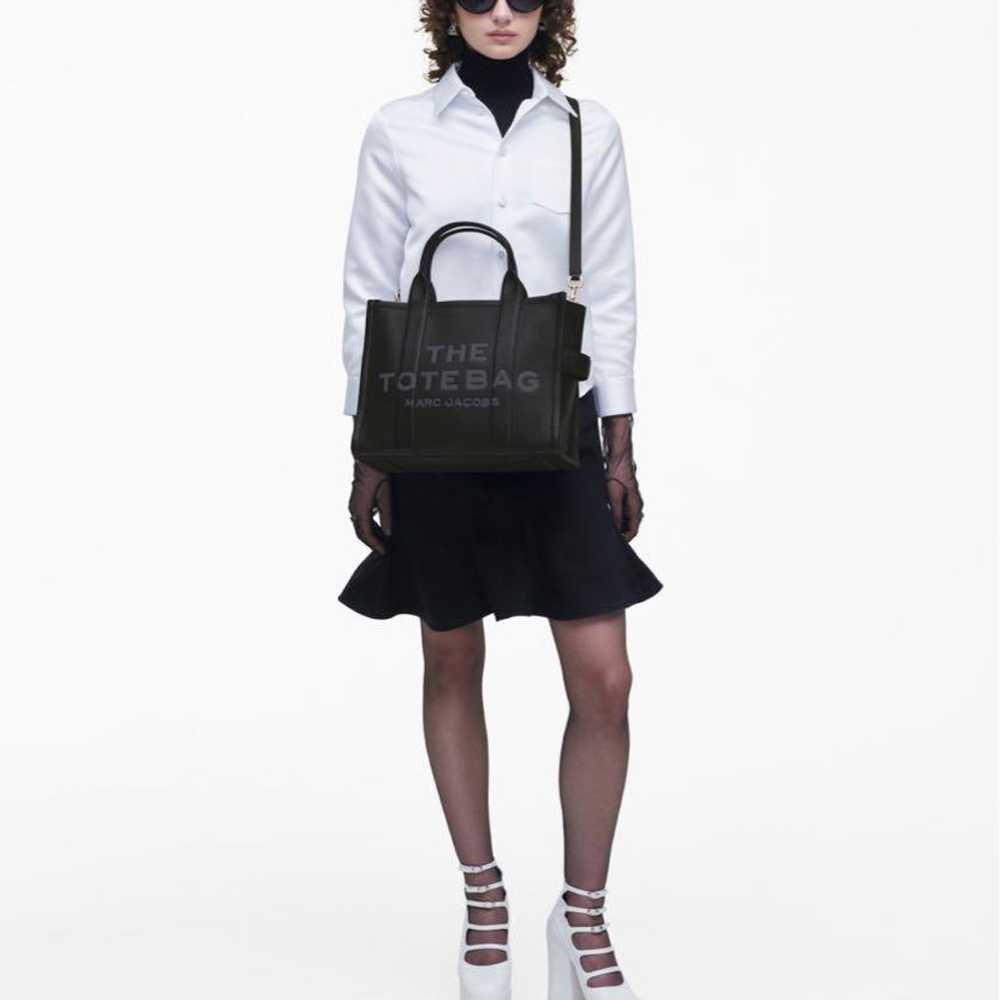 MARC JACOBS Black Tote Bag Shoulder Bag - image 2