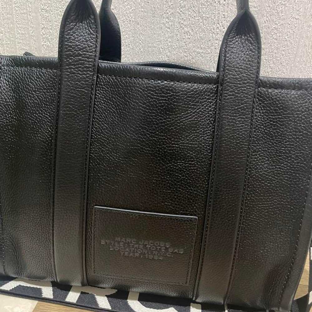 MARC JACOBS Black Tote Bag Shoulder Bag - image 3