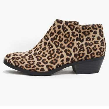 Leopard Print Booties NWOT