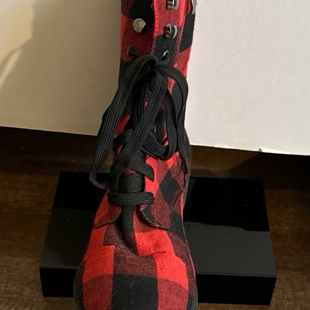 Boots Hot Topic Plaid Women Size 8 - image 3