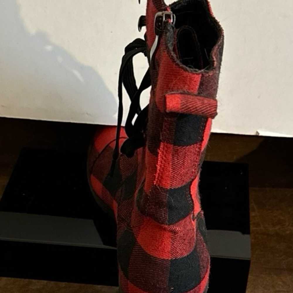 Boots Hot Topic Plaid Women Size 8 - image 5