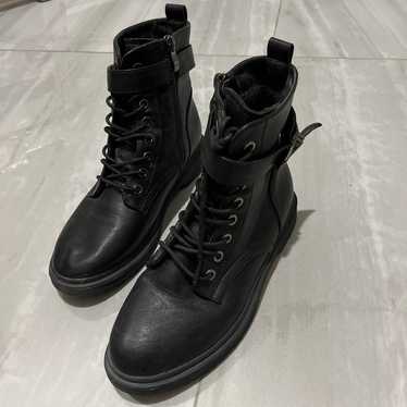 boots women size 8