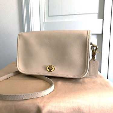 Old Coach Shoulder Bag