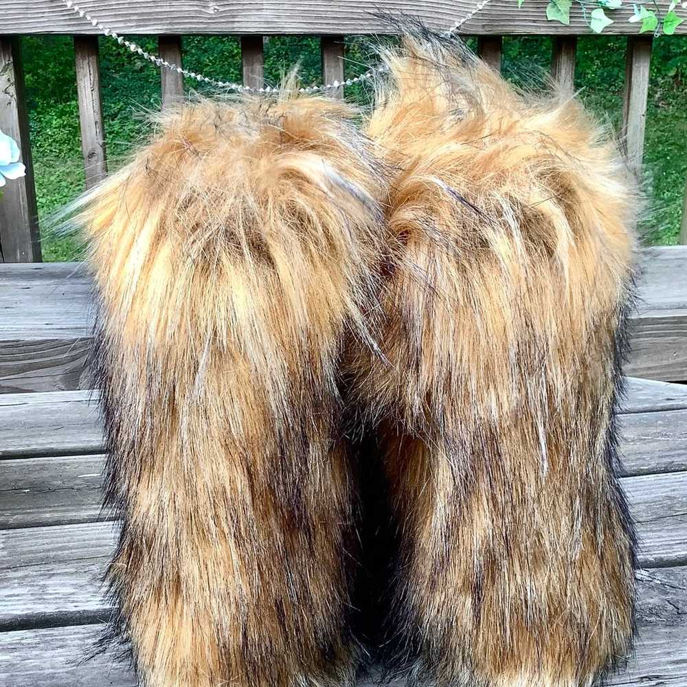 Women's Furry Plush Gradient Brown Colors Pull On… - image 4