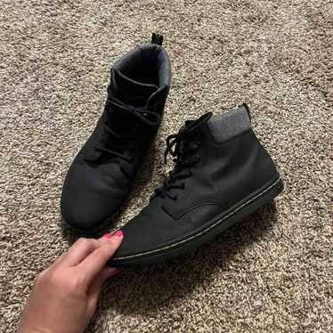 Dr. Martens Maelly black boots