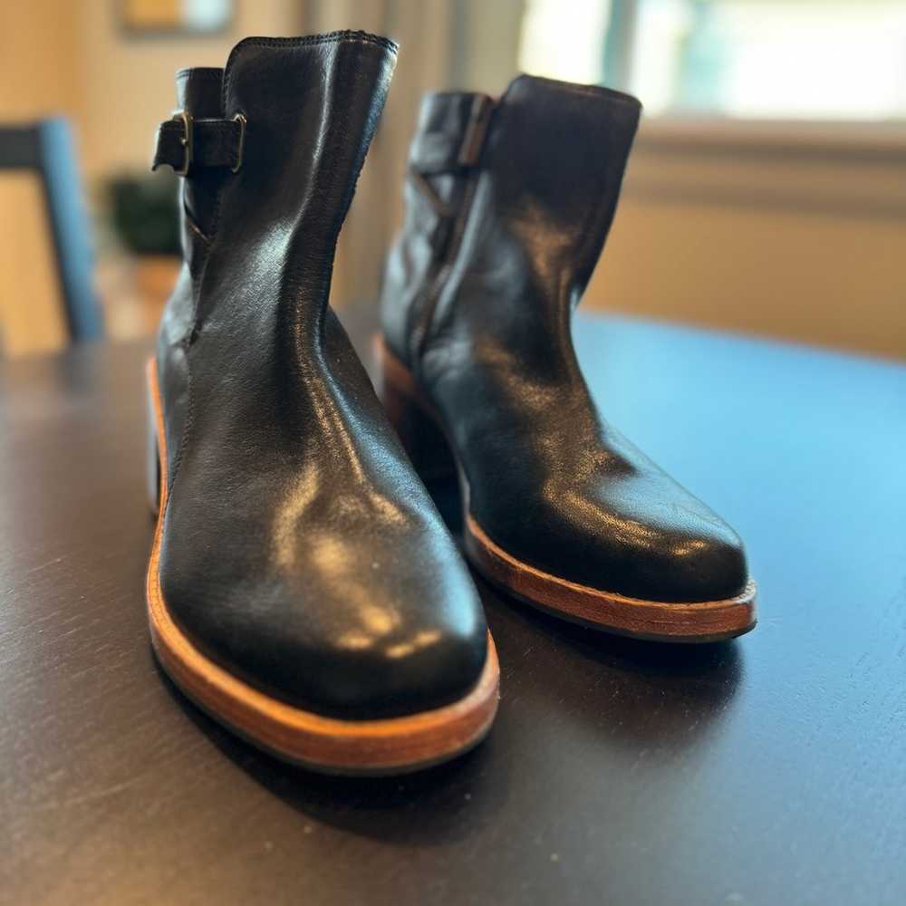 womens boots size 6 - image 3