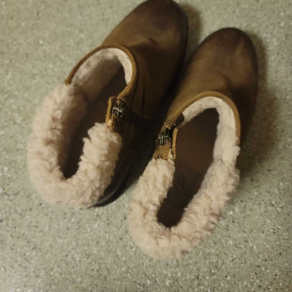 UGG Benson 1095151 Brown Shearling Leather Ankle … - image 5