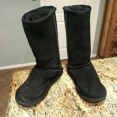 UGG 5815 Womens Classic Tall Sheepskin Lined Wint… - image 1