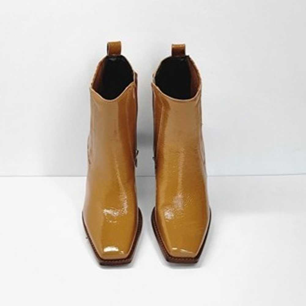 VINCE CAMUTO Sojetta Booties Sz 8 NEW - image 2