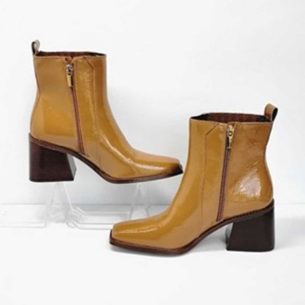 VINCE CAMUTO Sojetta Booties Sz 8 NEW - image 5