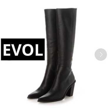 Evolve Pointed Long Boots Black