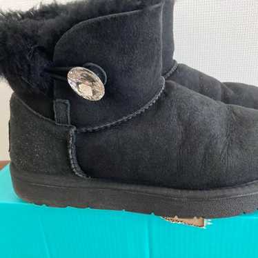 Hard to find UGG Swarovski Bailey Button Bejeweled