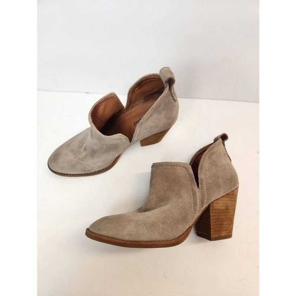 Jeffrey Campbell Bootie Gray Tan Size 8 - image 5