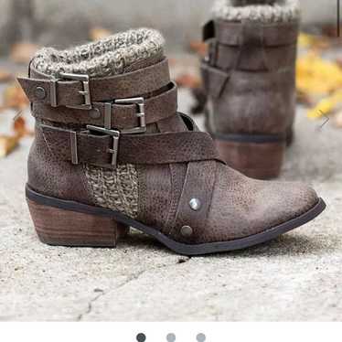 Not Rated Deep Trouble Boot Taupe  Buckle discont… - image 1