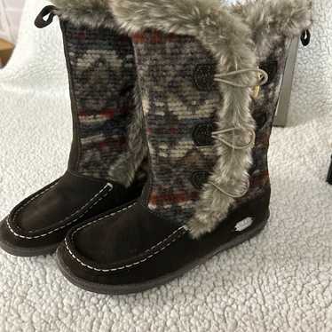 Woolrich sz 8 new woman boots - image 1