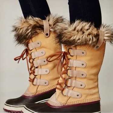 Sorel Joan of Arctic size 9 waterproof leather boo