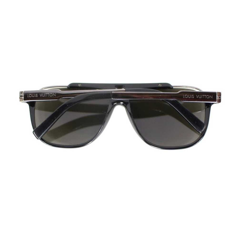 Louis Vuitton Aviator sunglasses - image 6