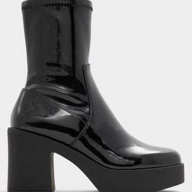 Aldo Upstep Black patent leather ankle booties