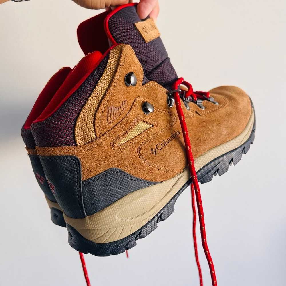 Hiking Boots - Women’s Columbia - image 2