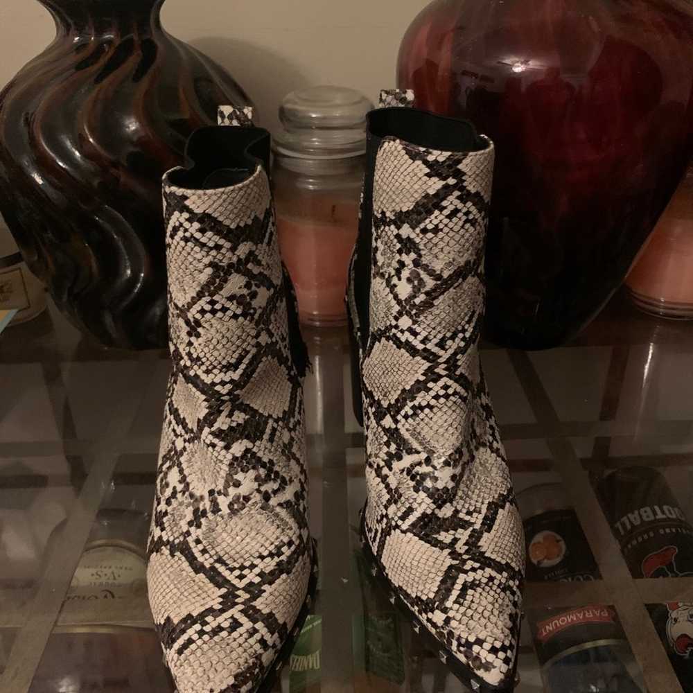 Charles David dodger snake print boots size 8 - image 1