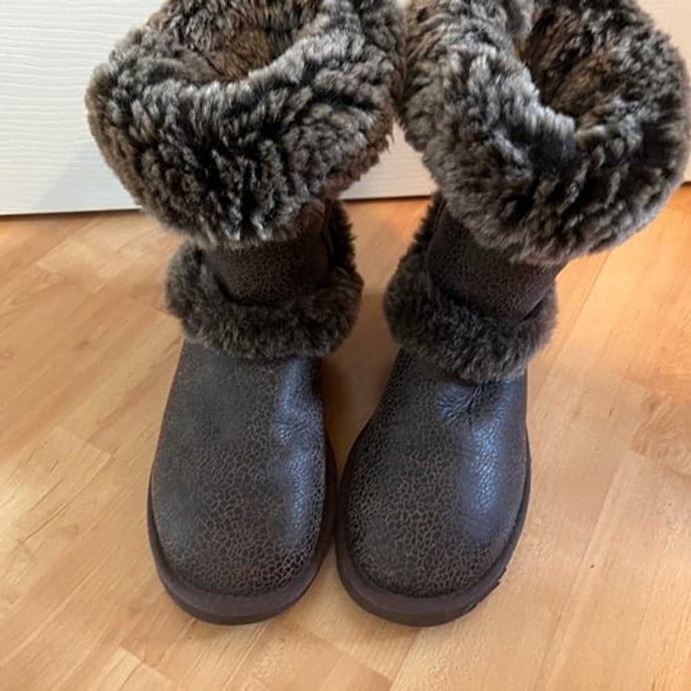 Ugg size 7 faux fur lined brown boots women - image 8