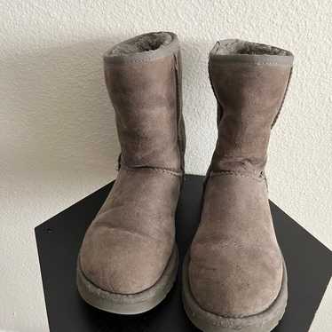 UGG Classic Short