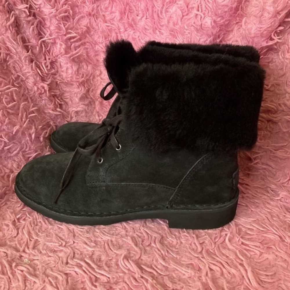 NWOT Ugg Weylyn Black Genuine Shearling Suede Com… - image 6