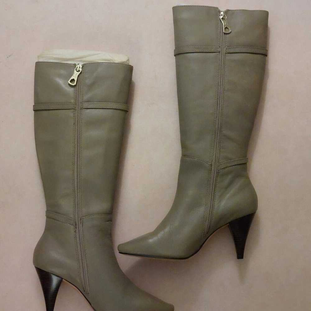 BCBGMAXAZARIA Khaki Beige Leather Boots Size 8 $4… - image 5