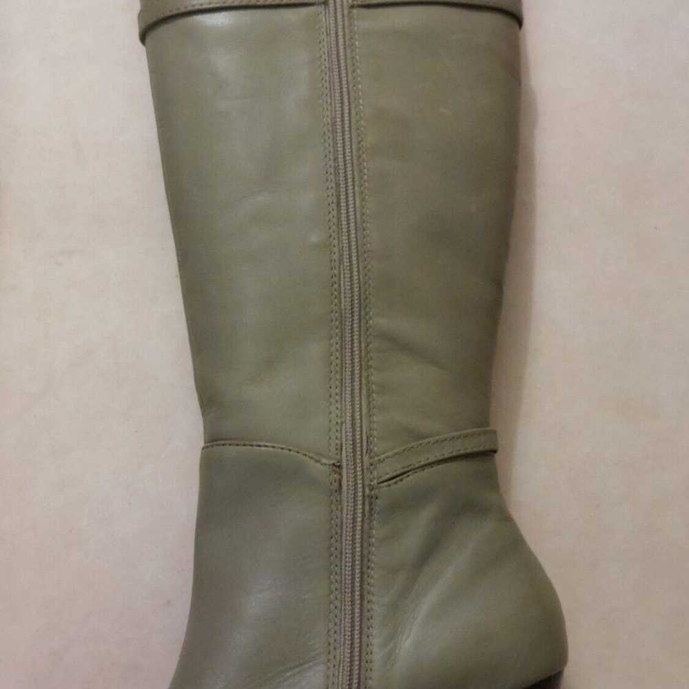 BCBGMAXAZARIA Khaki Beige Leather Boots Size 8 $4… - image 6