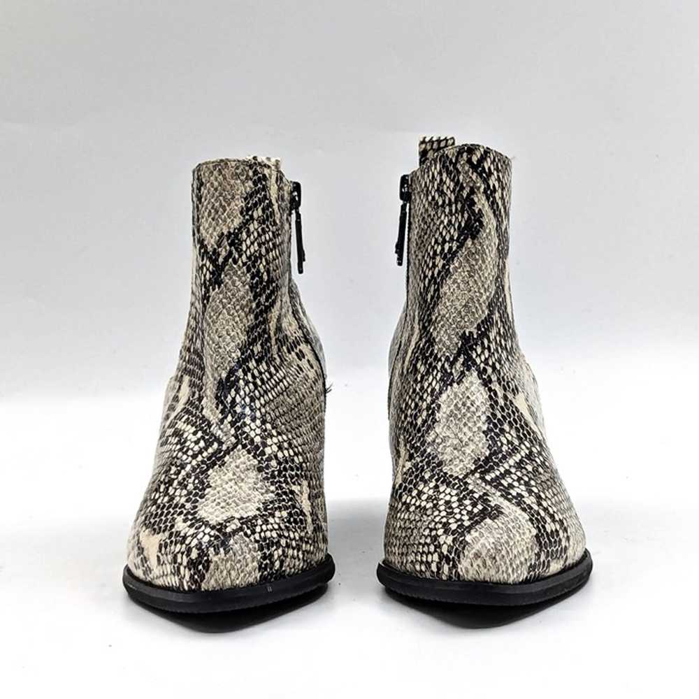 Blondo Women Gray Snake Print Western Chelsea Boo… - image 11