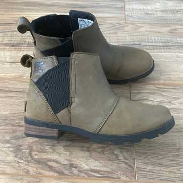 Sorel Emilie Chelsea Waterproof Boot size 6.5