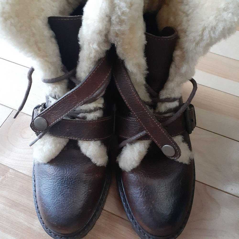 Polo Ralph Lauren Sheepskin Boots. - image 10