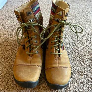 KEEN Boots Women’s Size 9.5 Euro 40 like new used… - image 1