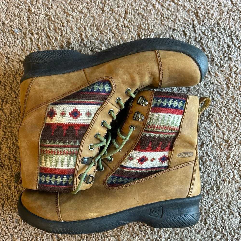 KEEN Boots Women’s Size 9.5 Euro 40 like new used… - image 2