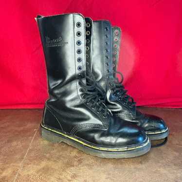 1990’s 14 eye dr martens