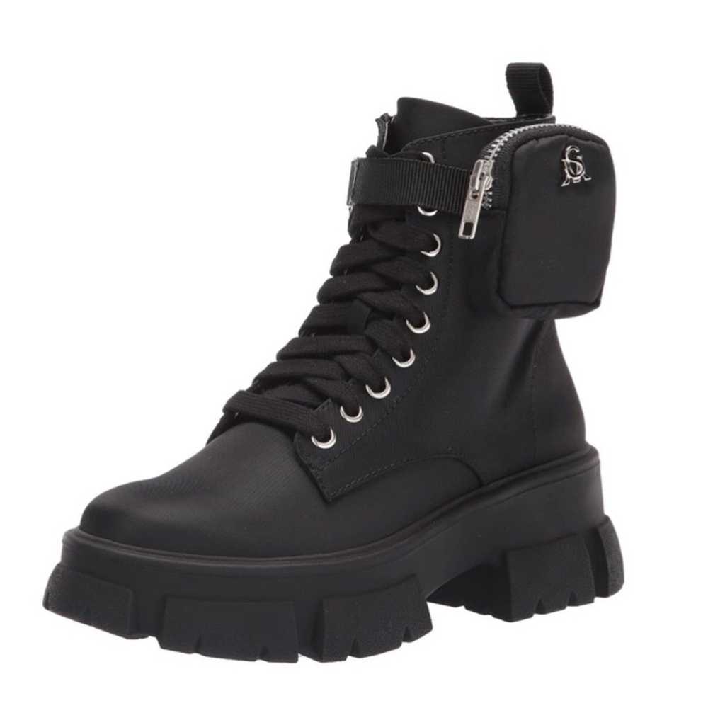 Steve Madden Thora Black Chunky Lug Sole Combat B… - image 1