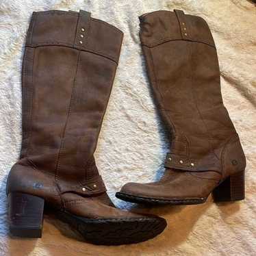 Born leather boots, size 9M