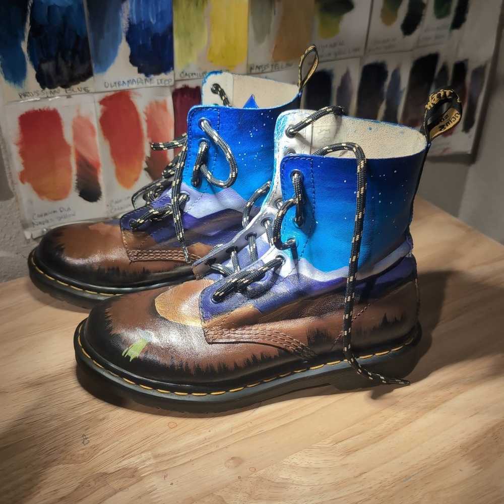 Dr martens custom hand painted boots size 8 - image 5