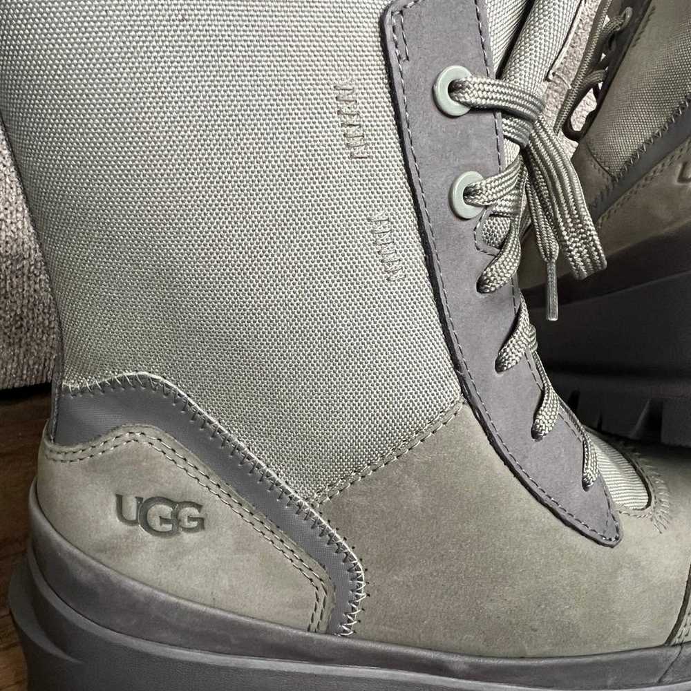 NWOT Womens UGG Australia Lug Sneaker Combat Boot… - image 4