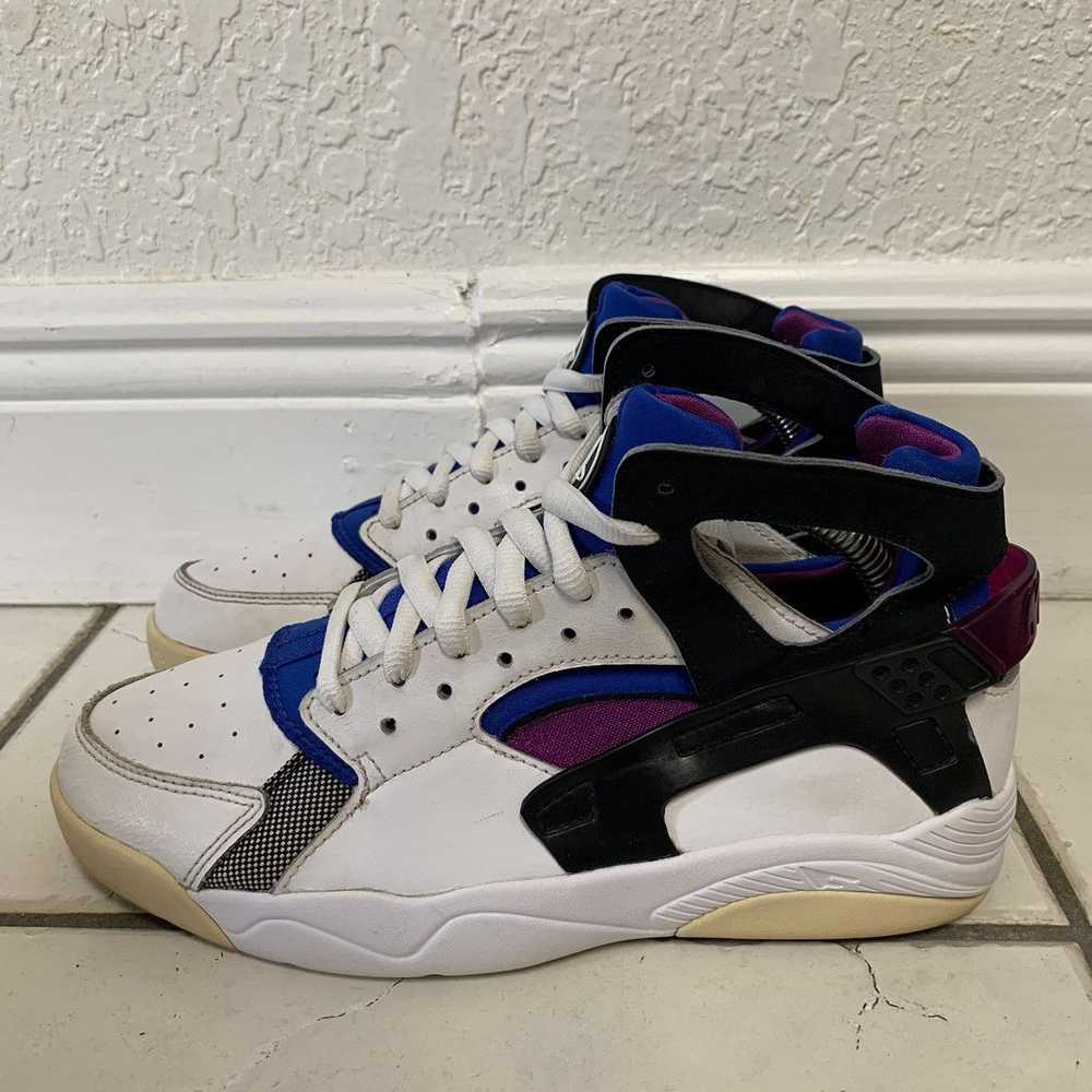 Nike Nike Air Flight Huarache 2014 Size 7 - image 2