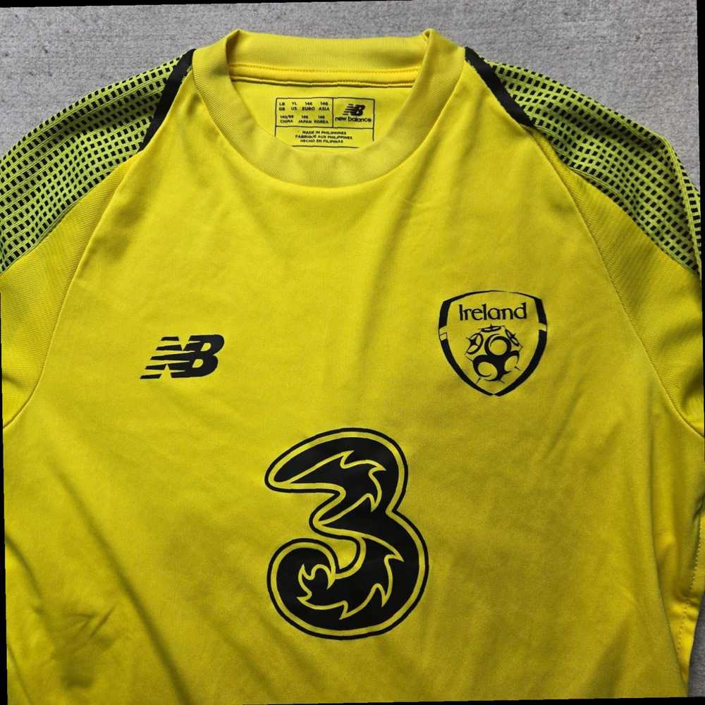 New Balance Big Boys' Long Sleeve Yellow Ireland … - image 2