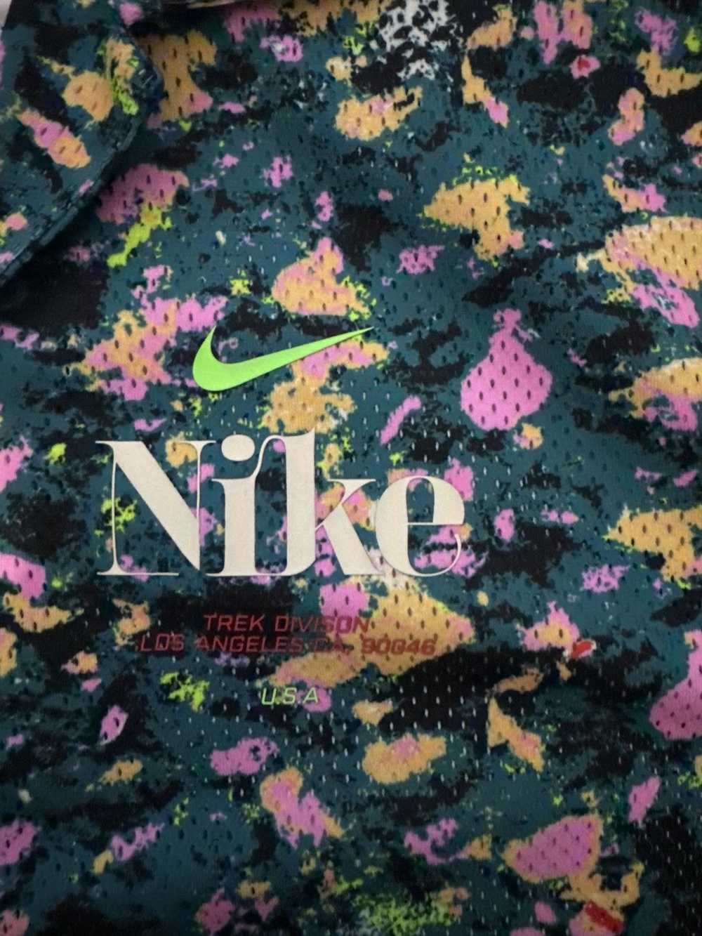 Nike × Streetwear Nike Dri Fit Button Up - image 5