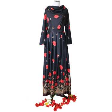 Vintage Vintage 1970s Floral Poppy Print Maxi Dre… - image 1