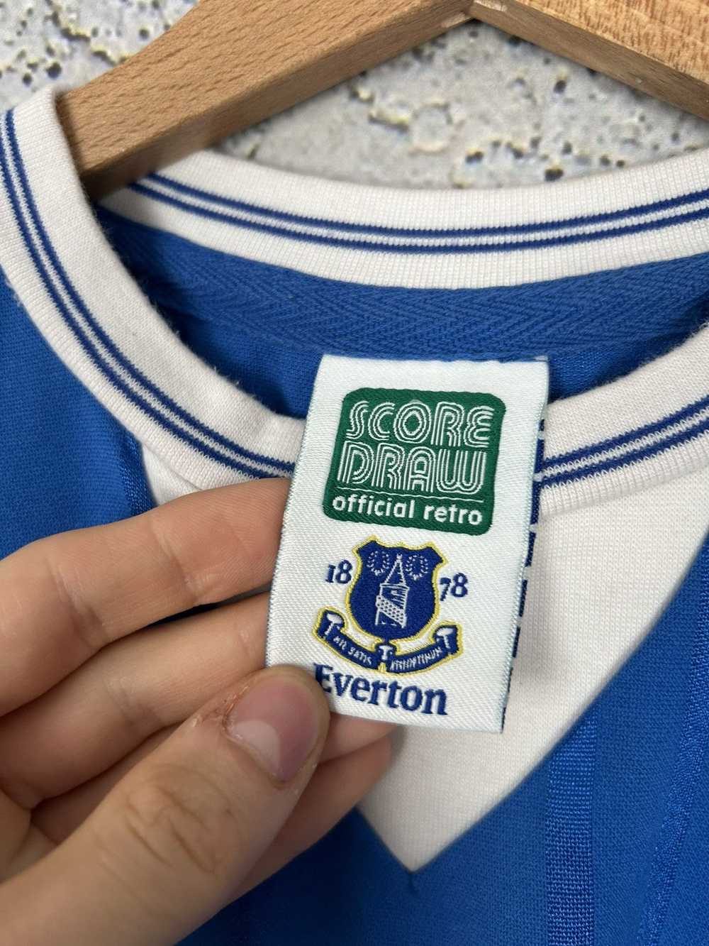 Soccer Jersey × Vintage Everton FC Soccer Draw Vi… - image 4