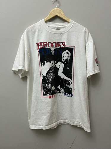 Vintage 00s Brooks & Dunn Tee