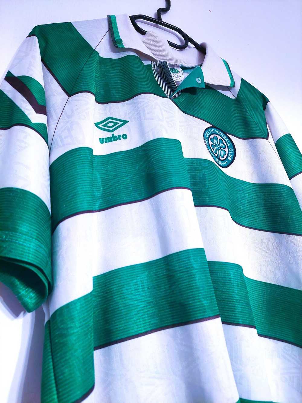 Soccer Jersey × Umbro × Vintage Jersey Celtic Gla… - image 2