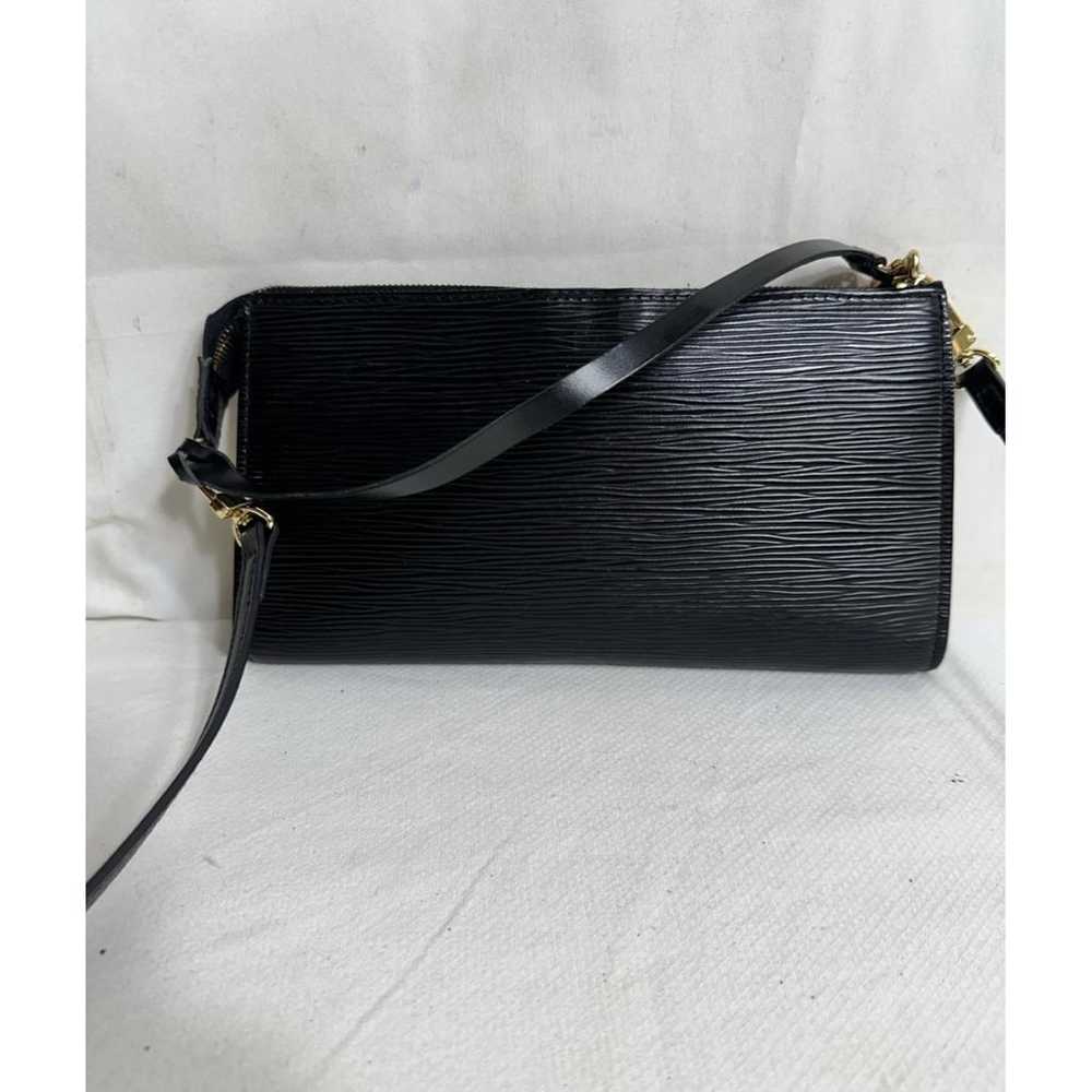 Louis Vuitton Pochette Accessoire leather handbag - image 2